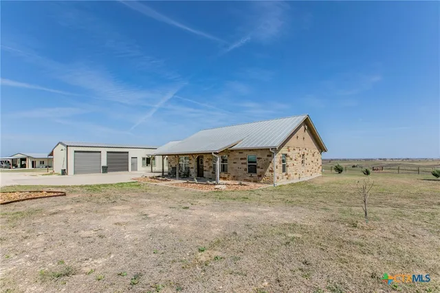 $770,000 | 3200 County Road 320, Granger, TX 76530