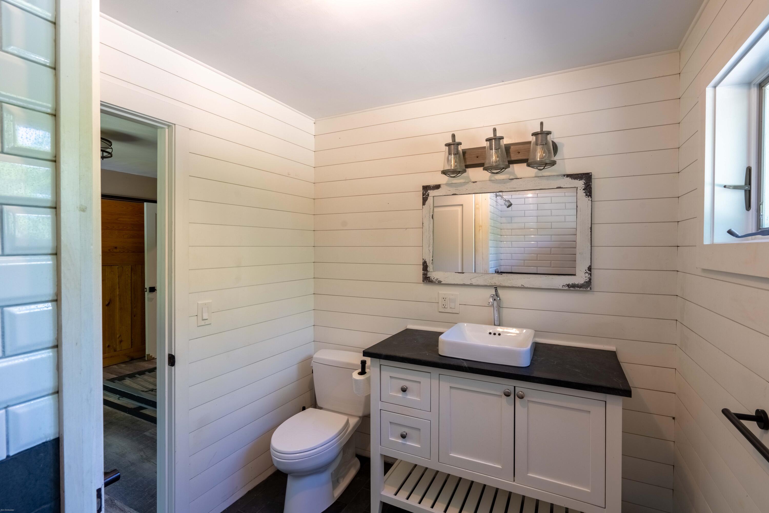 8 Cooper Rdg Road Belfast, ME 04915 - Photo 10 of 16 8 cooper ridge rd-13