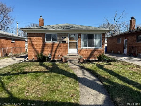 $299,900 | 3959 Monroe Street, Dearborn Heights, MI 48125