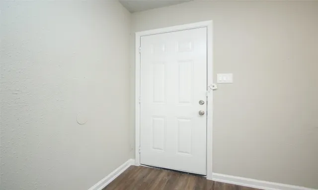 $197,000 | 6110 Glen Lee Drive, Humble, TX 77396