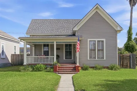 $179,000 | 635 Iris Street, Lake Charles, LA 70601