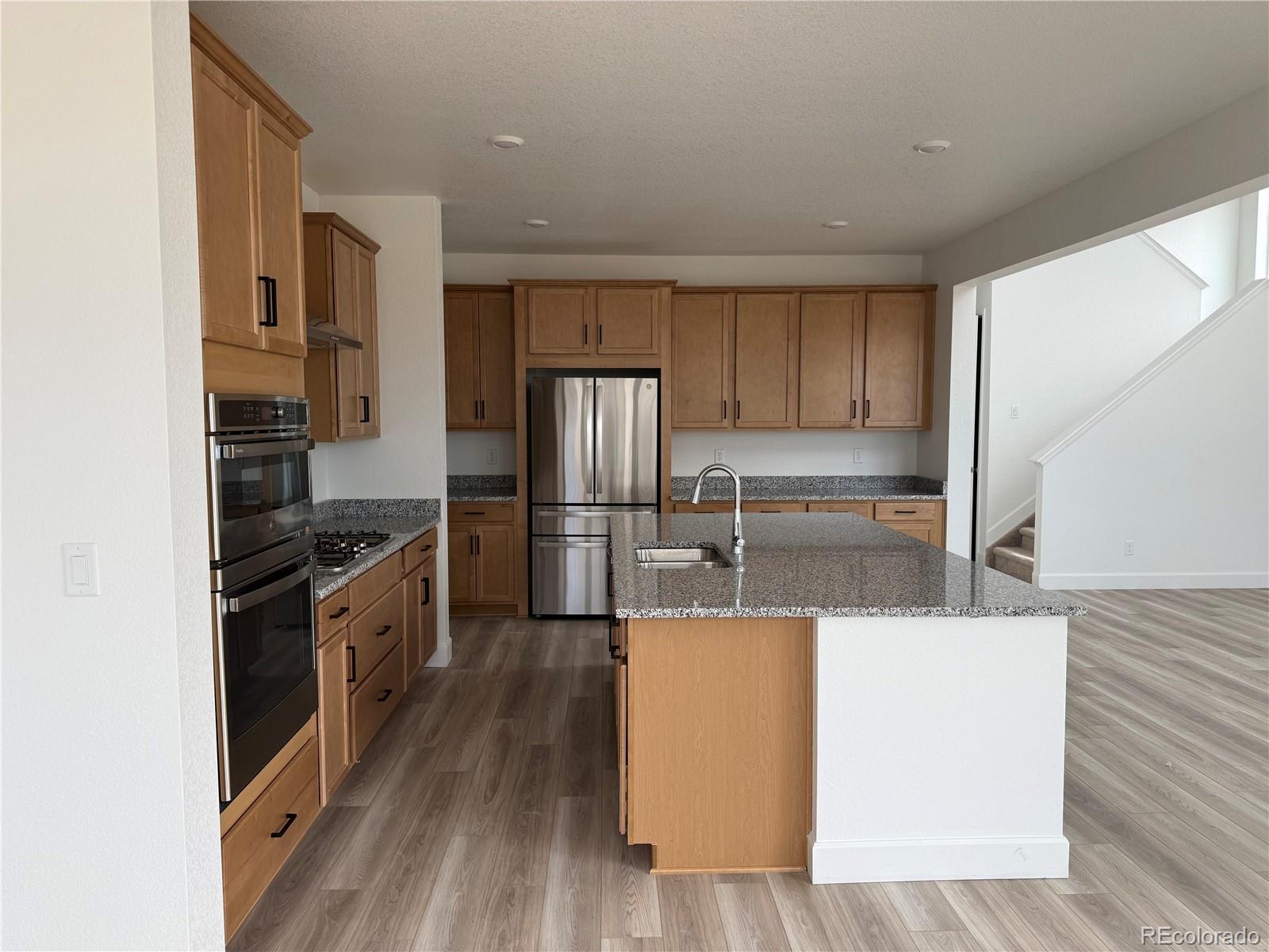 3323 North Catawba Way Aurora, CO 80019 - Photo 7 of 39