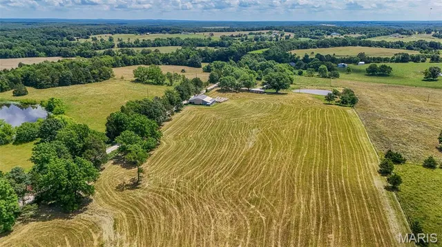 $195,000 | 108 7 Cedars Road, Salem, MO 65560