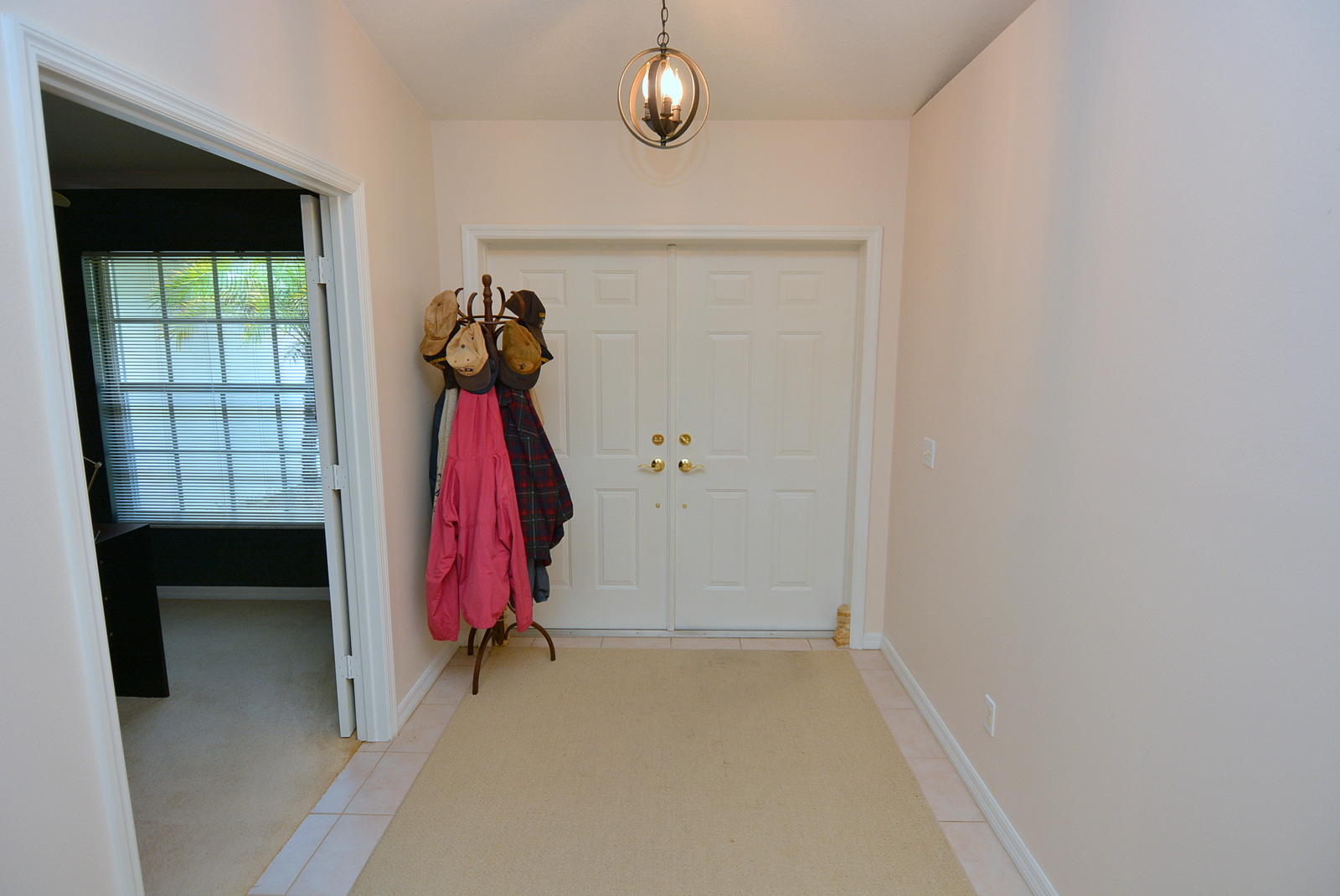 285 Southwest Homeland Road Port St. Lucie, FL 34953 - Photo 5 of 46 Entry