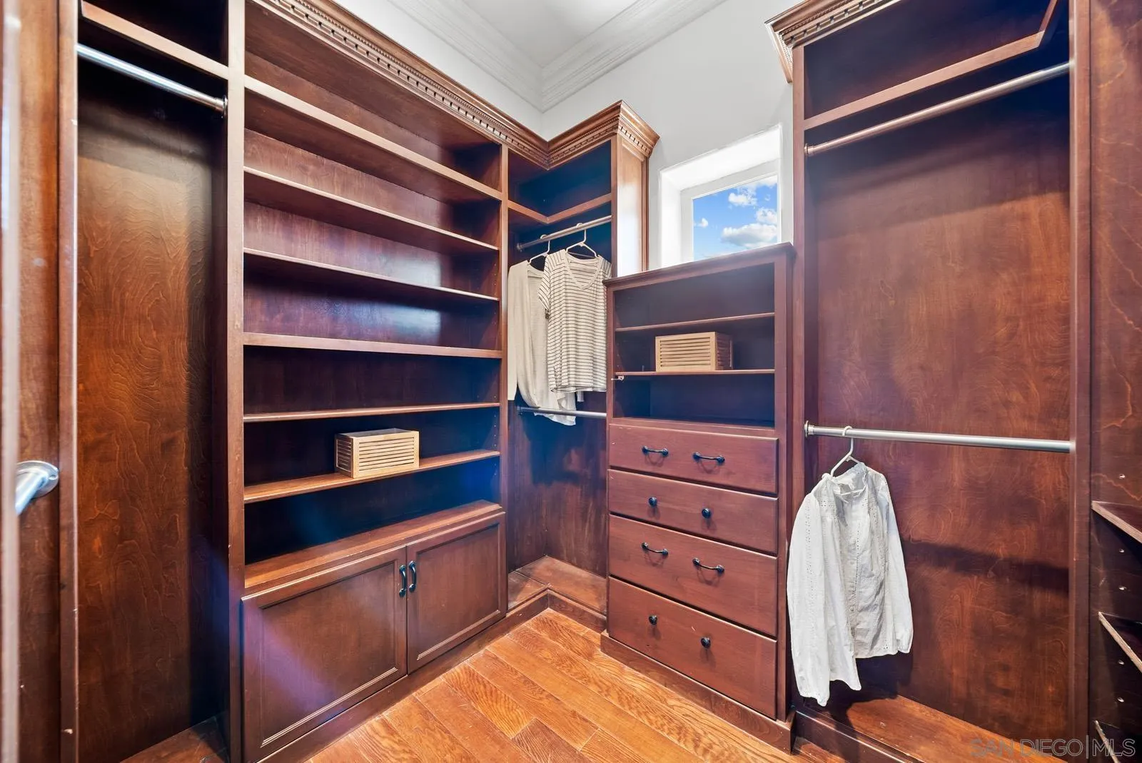 13170 Rancho Heights Road Pala, CA 92059 - Photo 24 of 75 a view of walk in closet