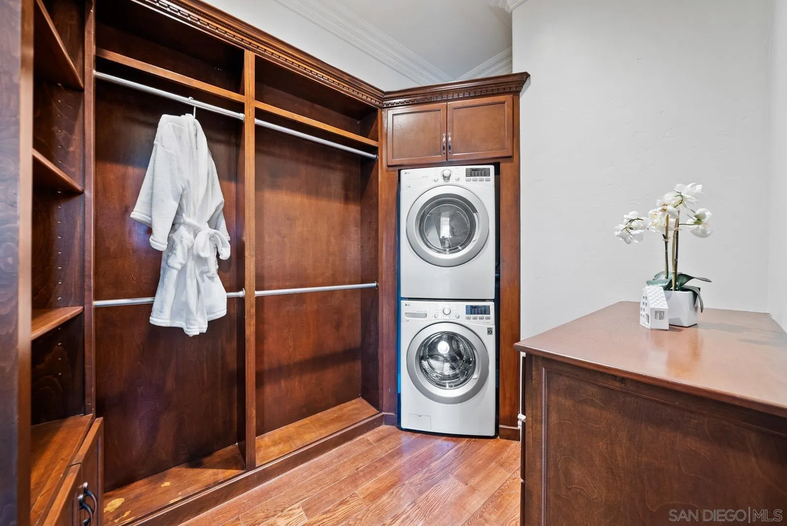 13170 Rancho Heights Road Pala, CA 92059 - Photo 25 of 75 a utility room with dryer and washer