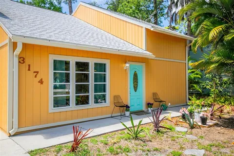$468,000 | 3174 Peachtree Street, Sarasota, FL 34231