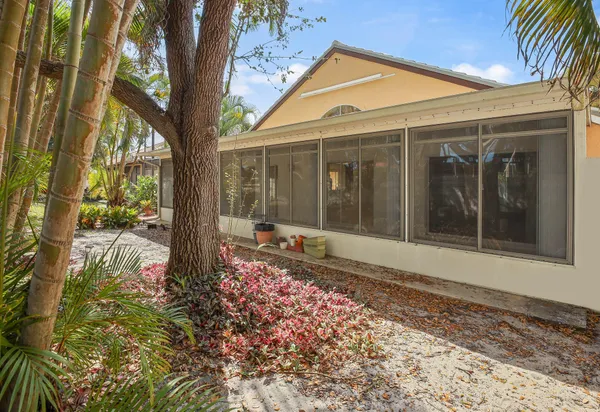 $5,700 | 13596 Weyburne Drive, Delray Beach, FL 33446