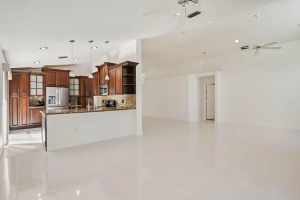 $5,700 | 13596 Weyburne Drive, Delray Beach, FL 33446