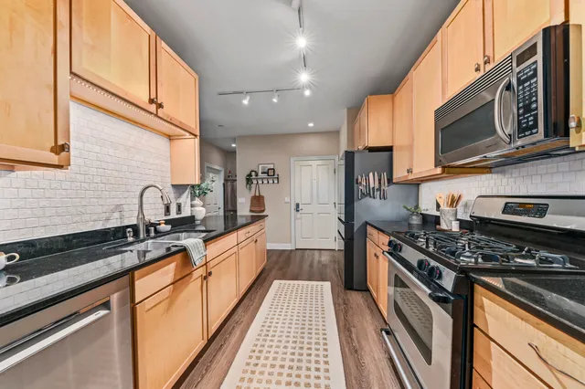 $275,000 | 1905 North Water Street, Unit 207, Milwaukee, WI 53202