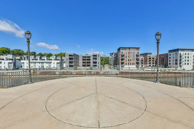 $275,000 | 1905 North Water Street, Unit 207, Milwaukee, WI 53202