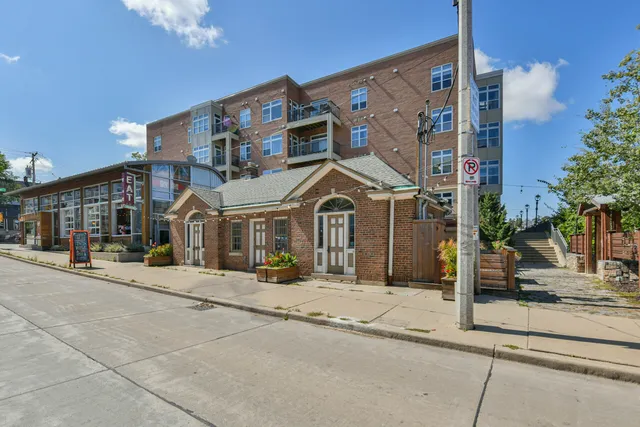 $275,000 | 1905 North Water Street, Unit 207, Milwaukee, WI 53202