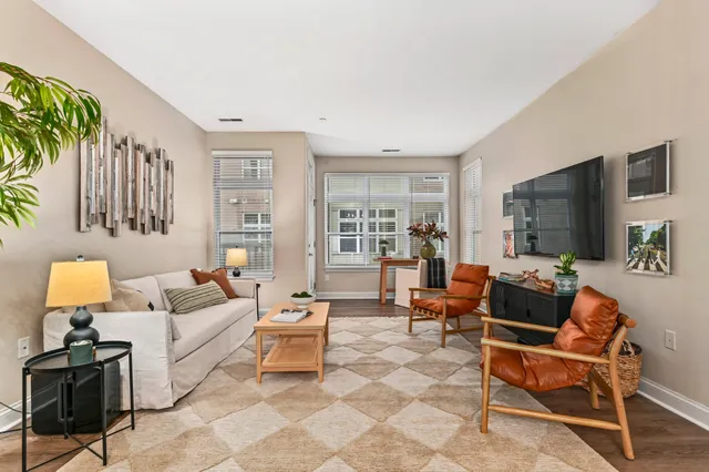 $275,000 | 1905 North Water Street, Unit 207, Milwaukee, WI 53202