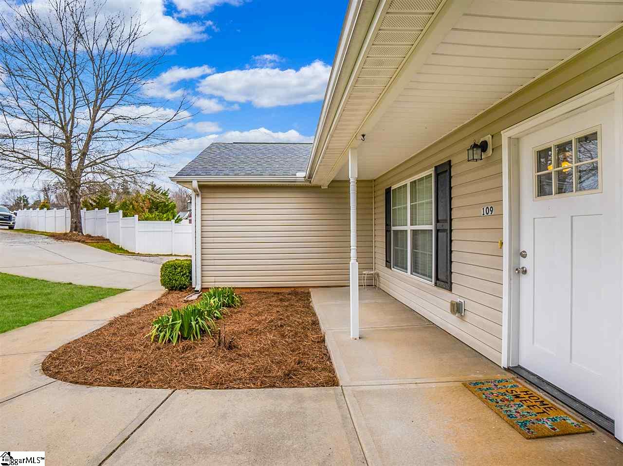 109 James Road Easley, SC 29642 - Photo 2 of 35 Gallery Image 2