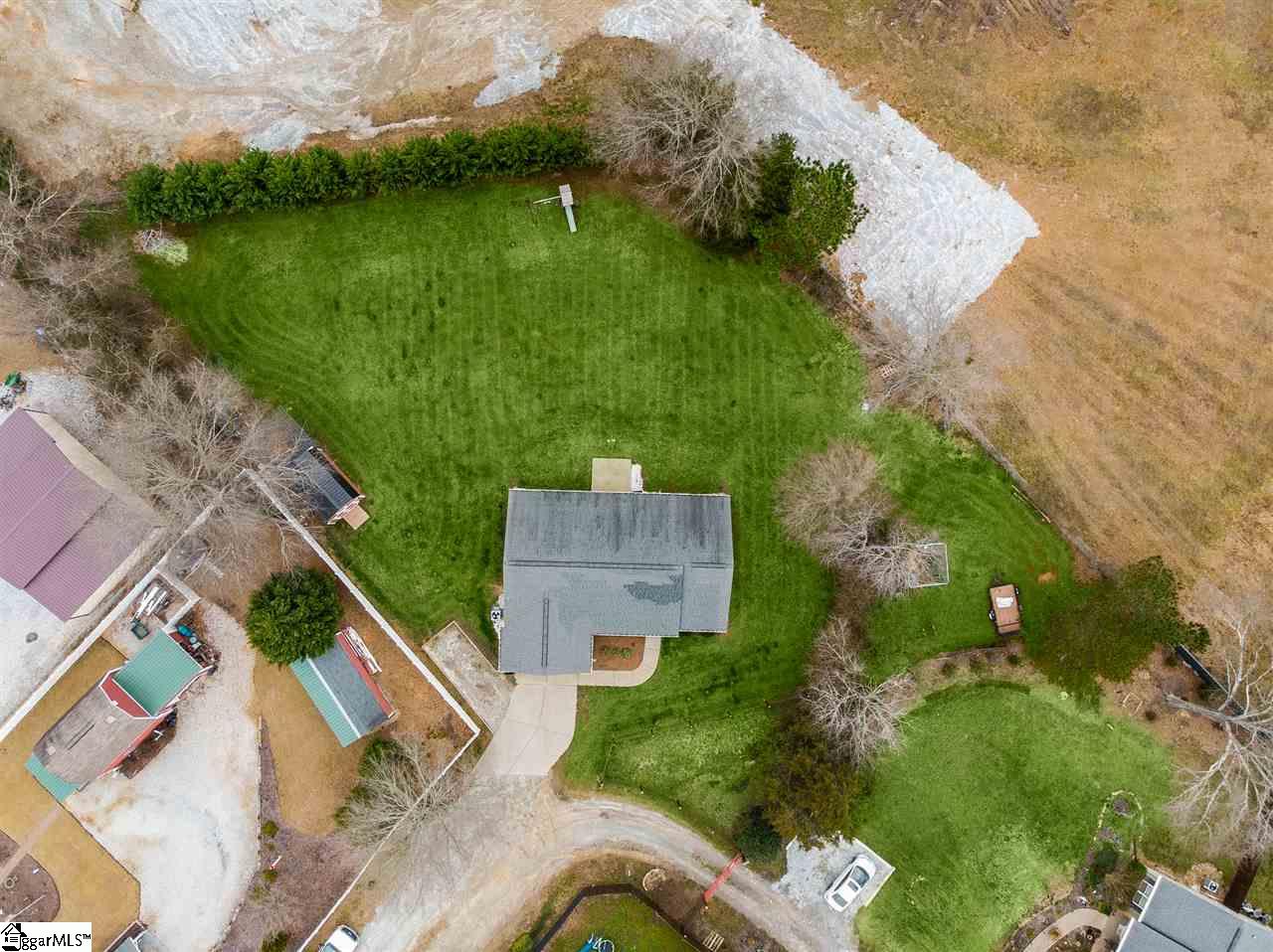 109 James Road Easley, SC 29642 - Photo 5 of 35 Gallery Image 5