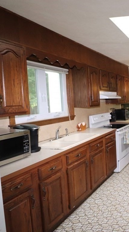 2285 Washington Street Canton, MA 02021 - Photo 12 of 23 Gallery Image 12
