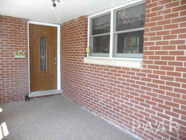 22114 Spring Creek Road Washington, IL 61571 - Photo 2 of 13 Gallery Image 2