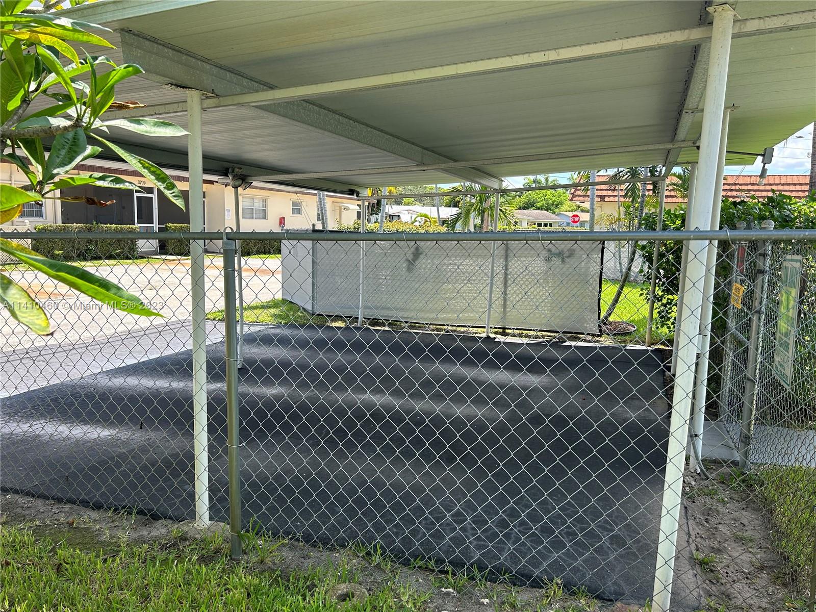 3790 Polk Street Hollywood, FL 33021 - Photo 7 of 23 a view of outdoor space
