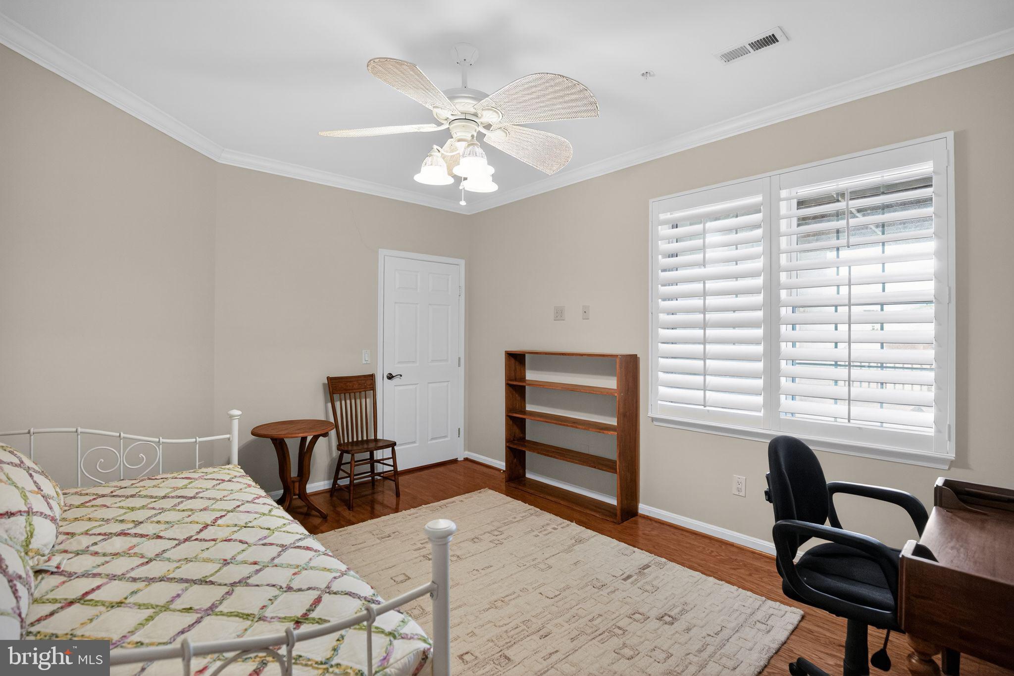723 Runabout Loop, Unit 723 Solomons, MD 20688 - Photo 27 of 46 Third bedroom-plantation shutters and large closet