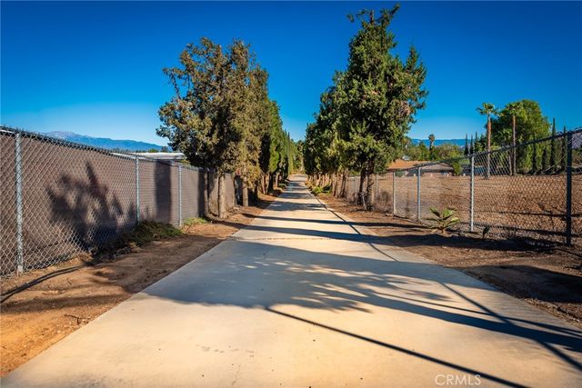 $1,350,000 | 18200 Van Buren Boulevard, Riverside, CA 92508