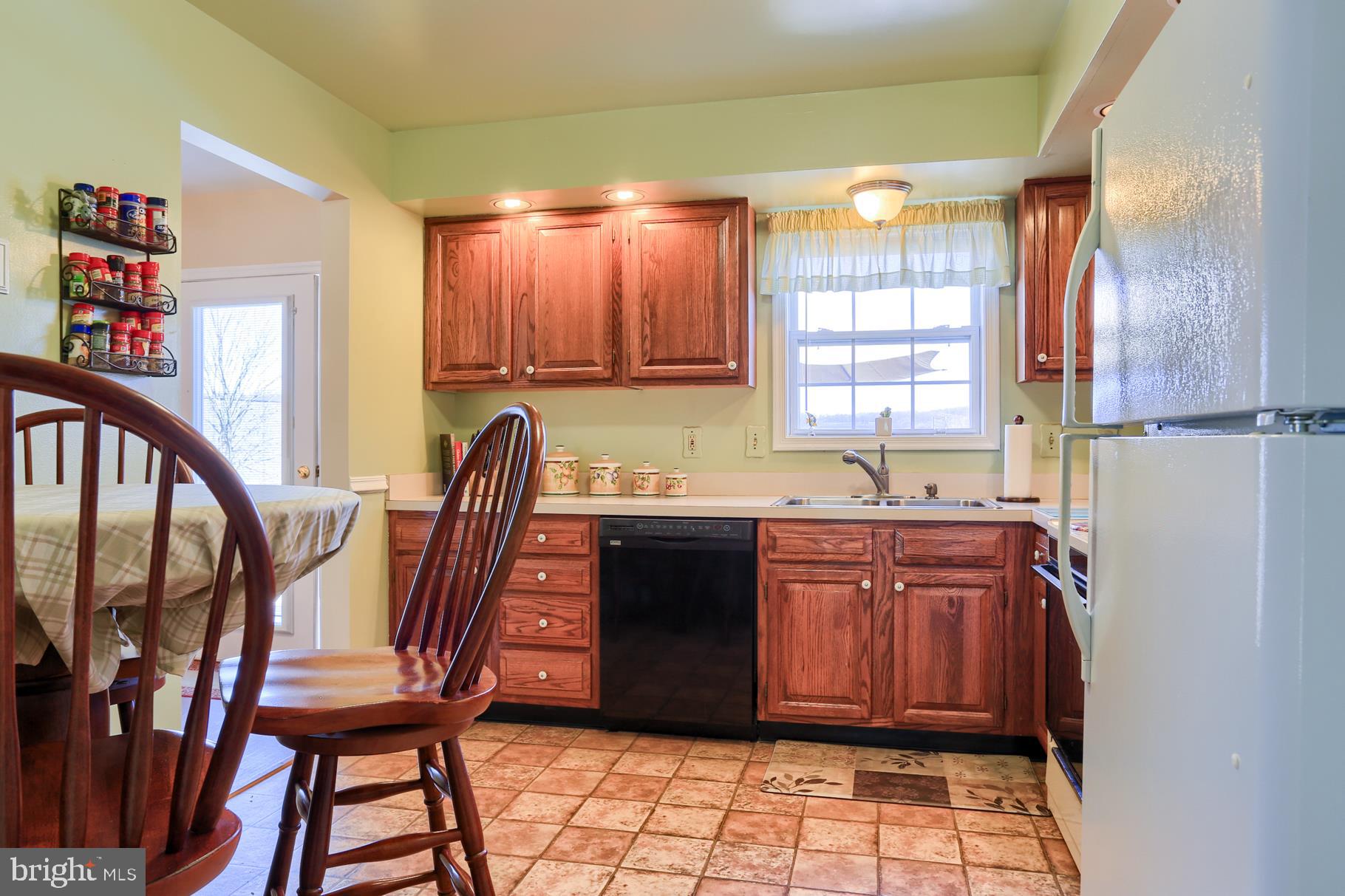 1312 Horning Road Denver, PA 17517 - Photo 7 of 25
