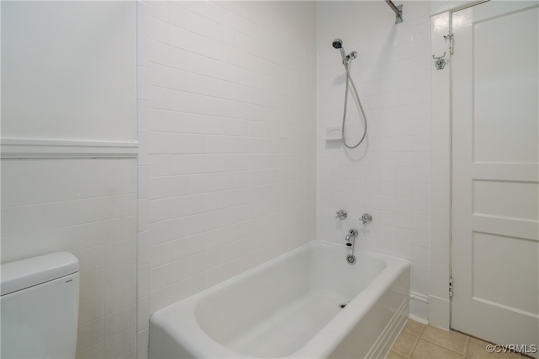 1210 Salisbury Drive Midlothian, VA 23113 - Photo 20 of 31 full hall bathroom