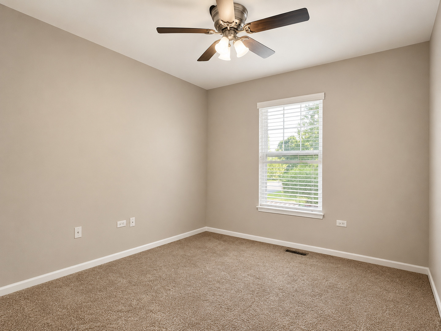 3159 Saganashkee Lane Naperville, IL 60564 - Photo 9 of 15