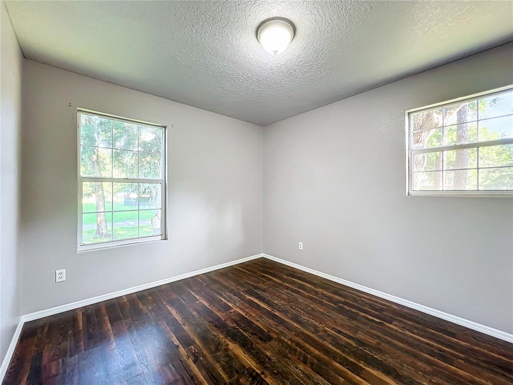 110 Berry Road Winter Haven, FL 33880 - Photo 19 of 29 Guest Room #2