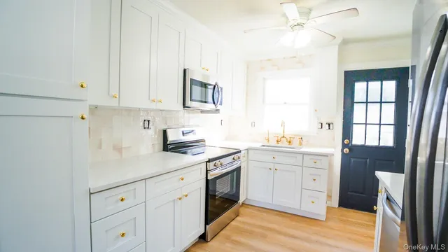 $4,500 | 5 Pearsall Place, Babylon, NY 11702