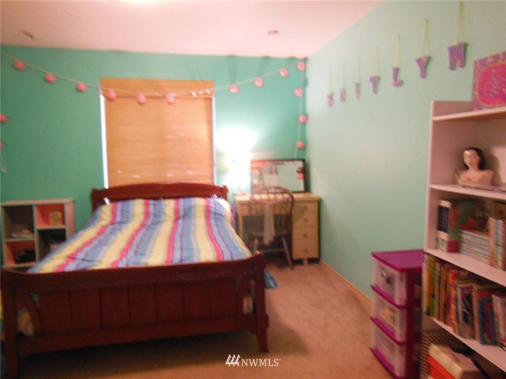 15755 Fairview Lake Road Southwest Port Orchard, WA 98367 - Photo 16 of 25 Gallery Image 16