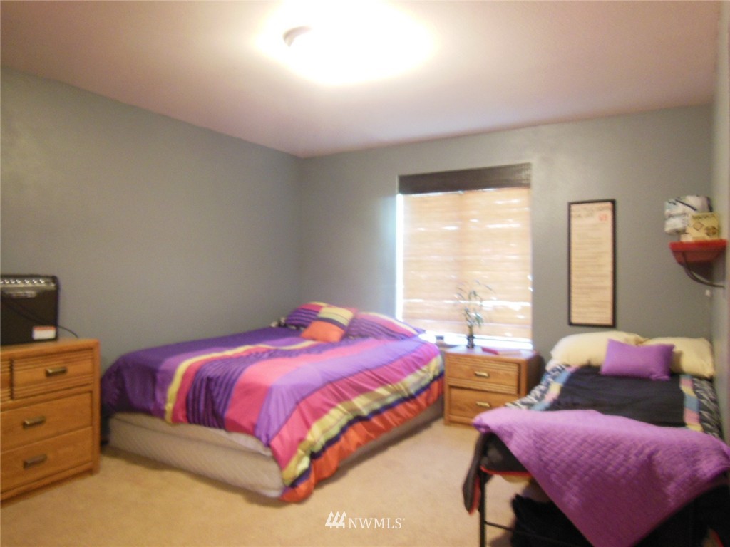 15755 Fairview Lake Road Southwest Port Orchard, WA 98367 - Photo 17 of 25 Gallery Image 17