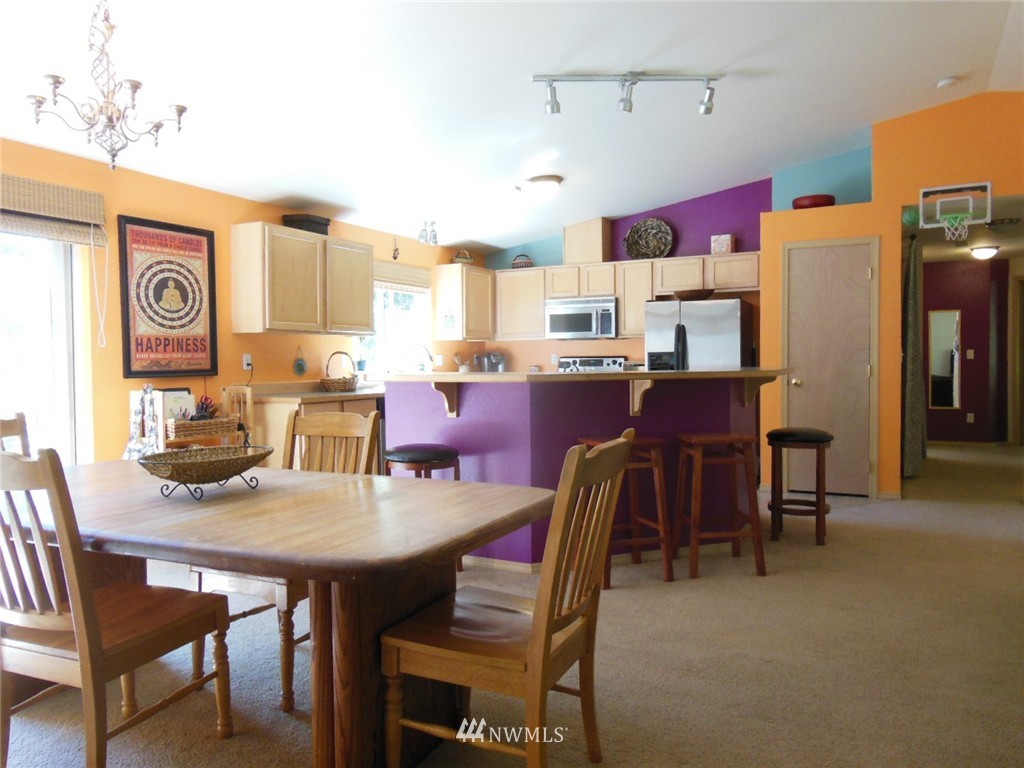 15755 Fairview Lake Road Southwest Port Orchard, WA 98367 - Photo 9 of 25 Gallery Image 9