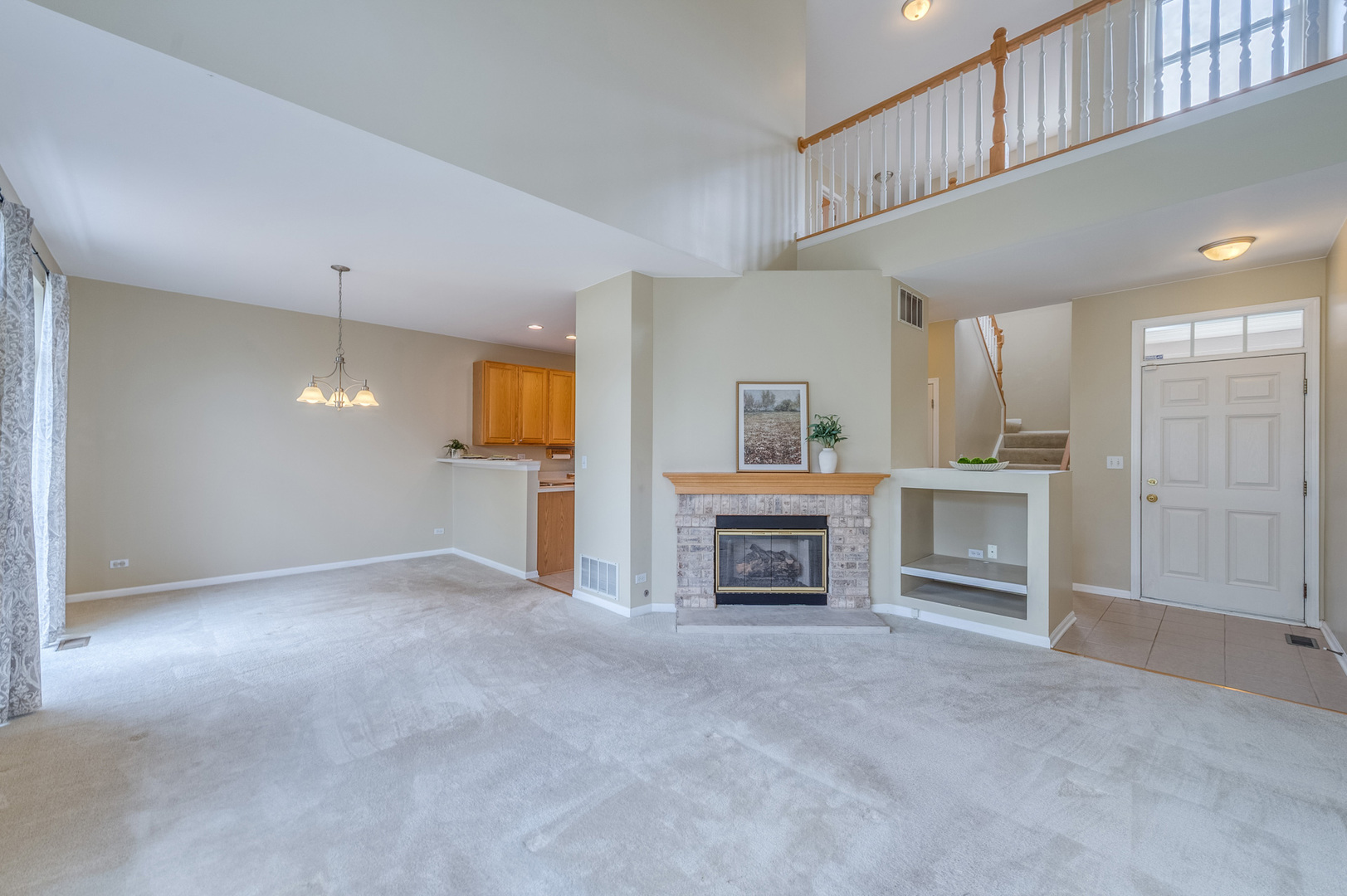 321 Grand Ridge Road, Unit 321 St. Charles, IL 60175 - Photo 7 of 36 Gallery Image 7