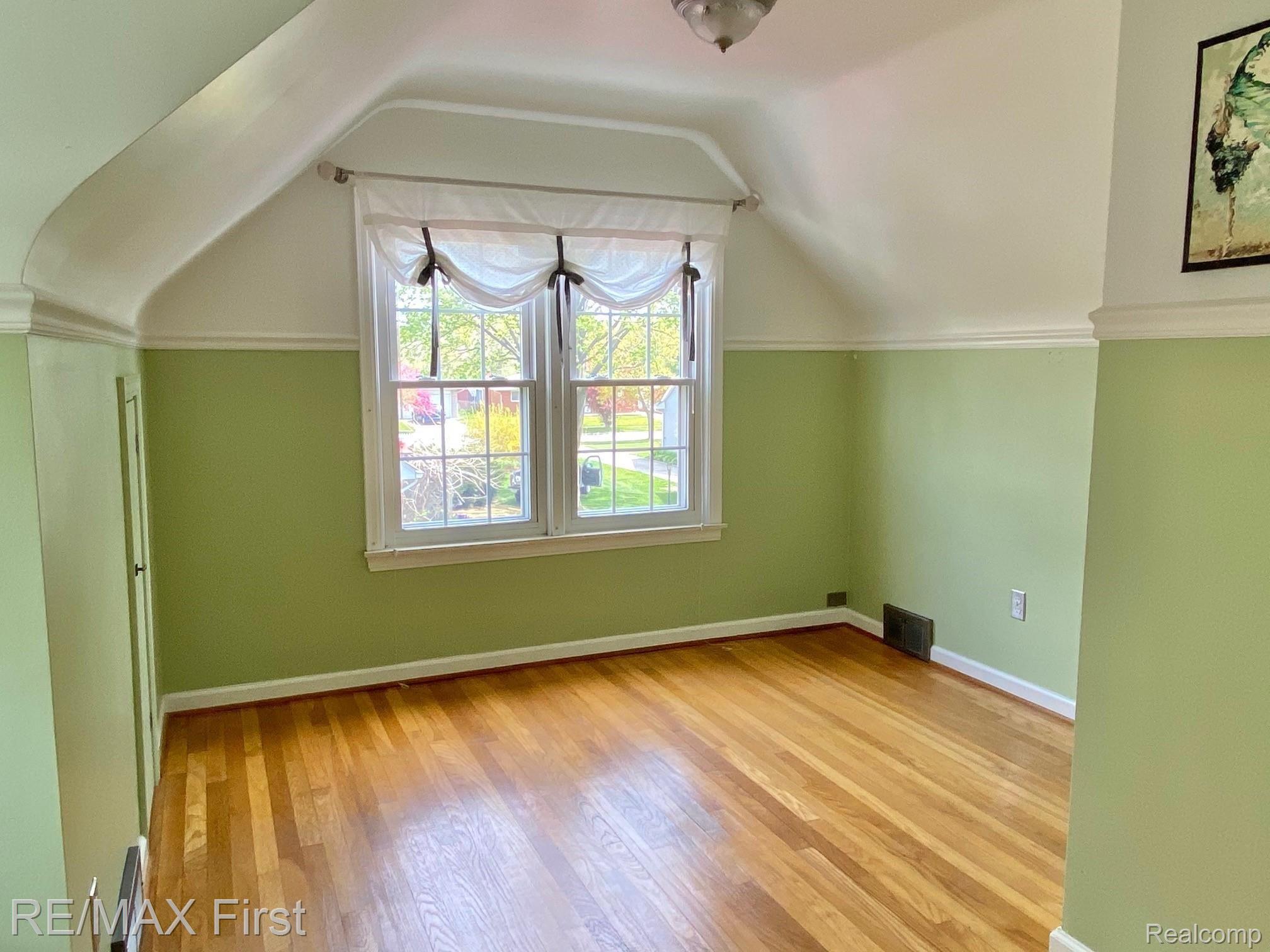 4600 Chicago Road Warren, MI 48092 - Photo 27 of 43 Bedroom