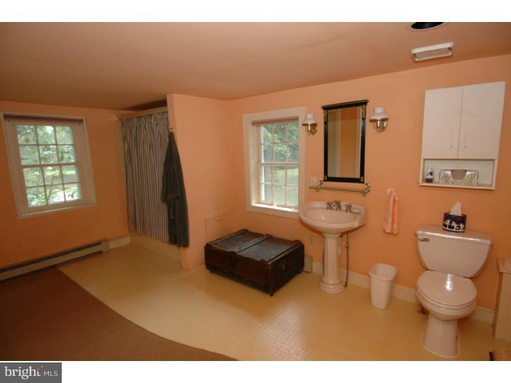 2800 Monmouth Road Jobstown, NJ 08041 - Photo 14 of 25 Bathroom