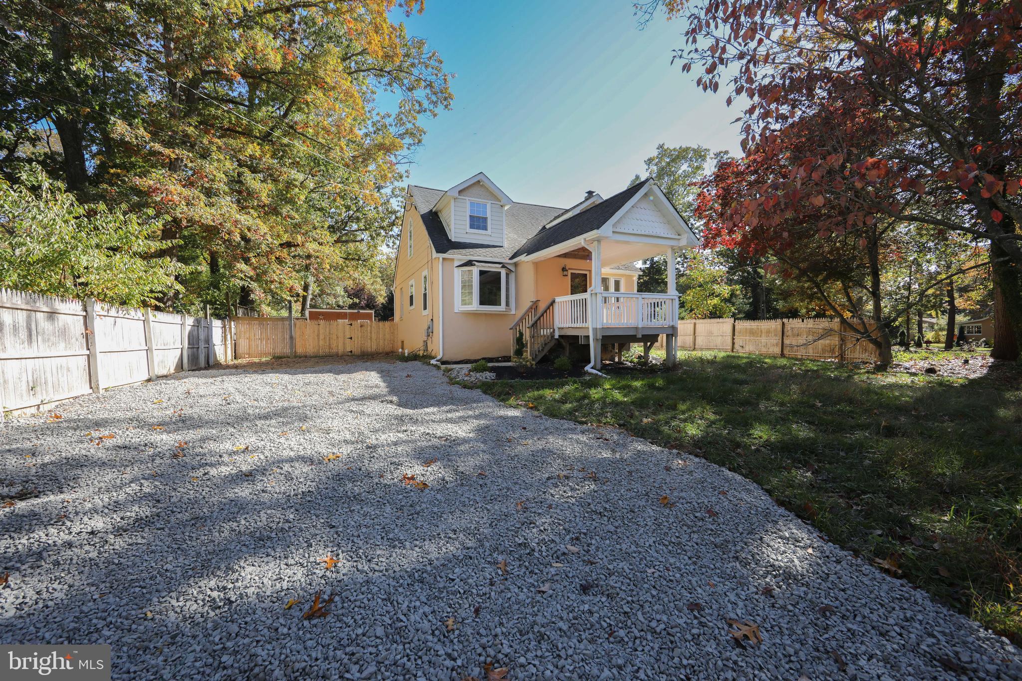 246 Oak Road Williamstown, NJ 08094 - Photo 3 of 35