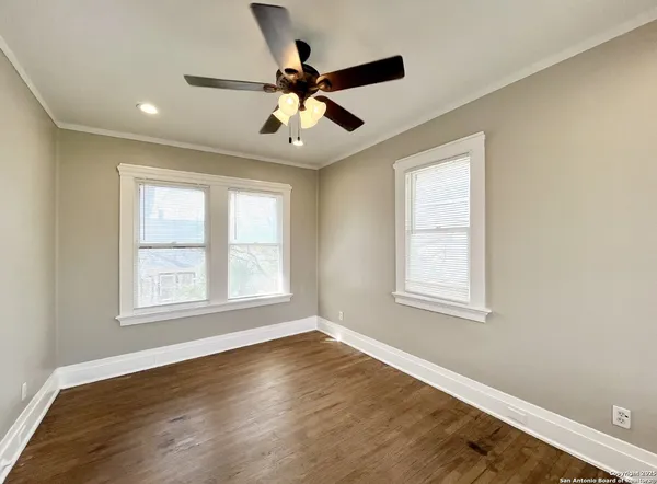 $775 | 411 East Courtland Place, Unit 3, San Antonio, TX 78212