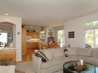 5467 Diane Way Santa Rosa, CA 95409 - Photo 3 of 10 Gallery Image 3