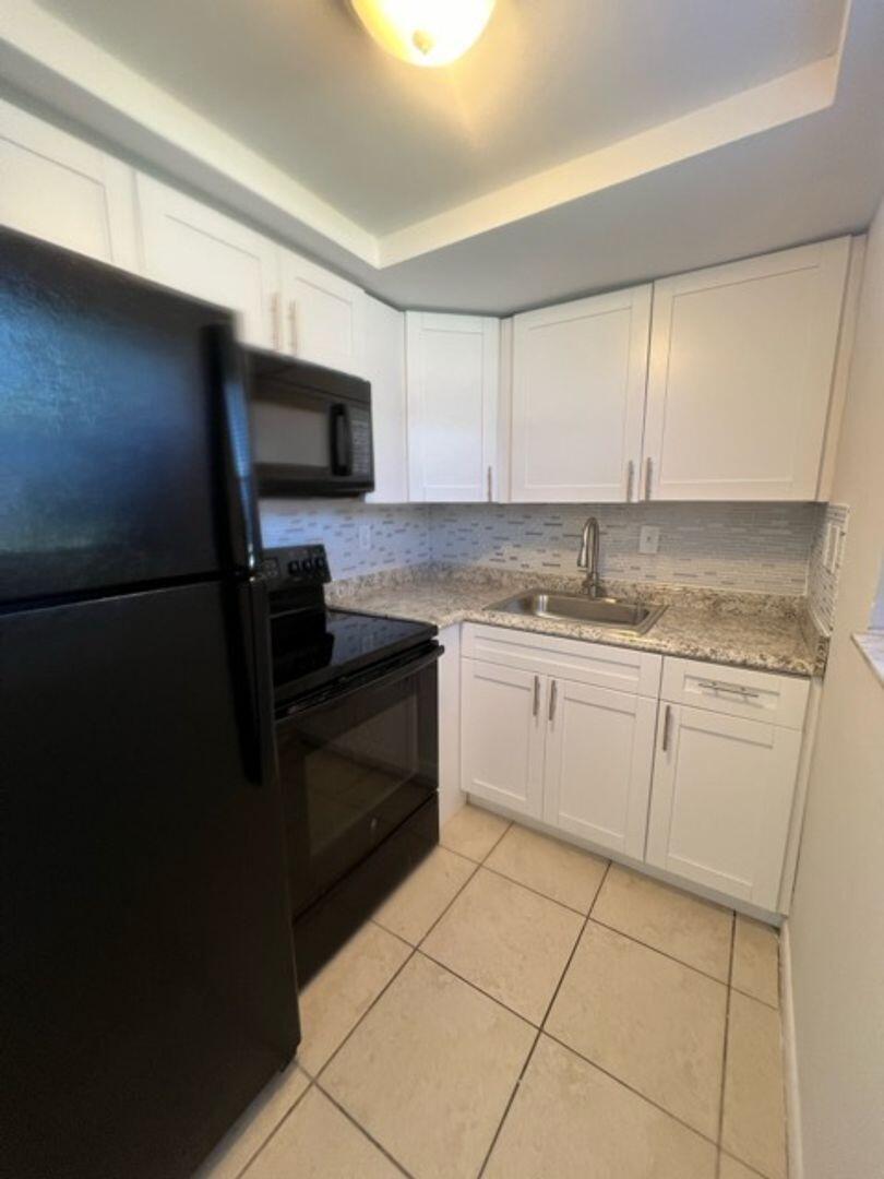 665 Glouchester Street, Unit 9 Boca Raton, FL 33487 - Photo 14 of 15 2