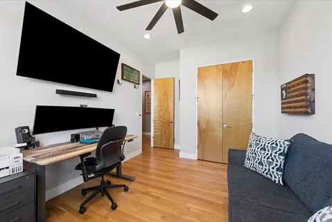 $715,000 | 2242 West Chicago Avenue, Unit 301, Chicago, IL 60622