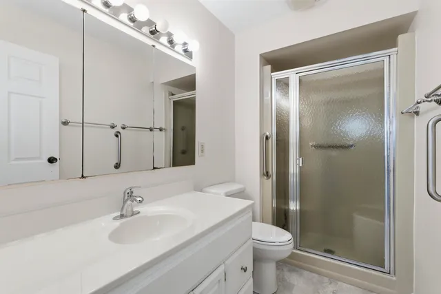 $195,000 | 2324 Wisconsin Street, Oshkosh, WI 54901