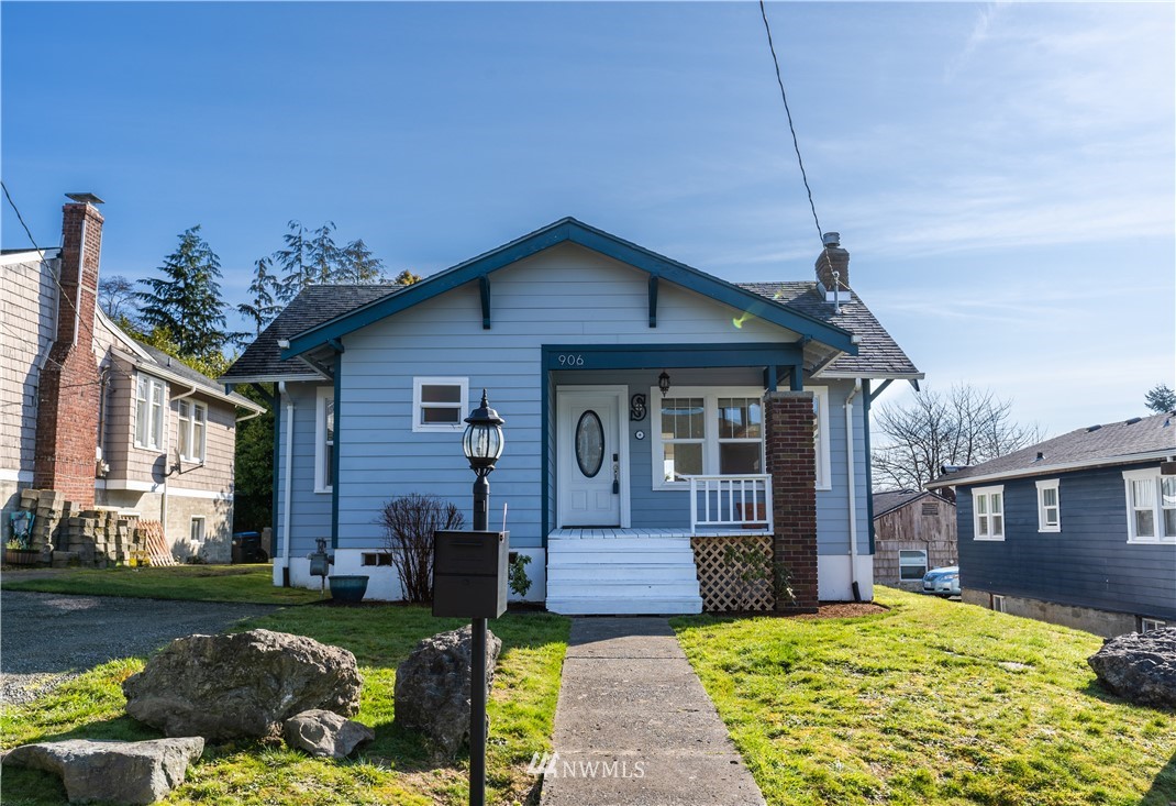 906 Rice Street Aberdeen, WA 98520 - Photo 1 of 35 Gallery Image 1