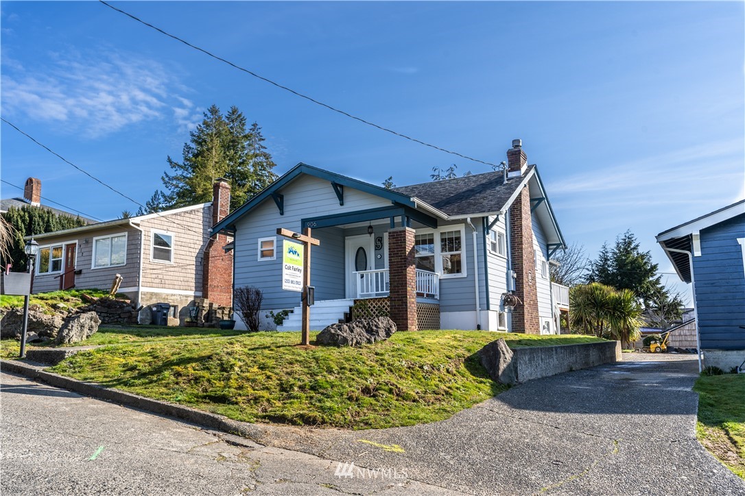 906 Rice Street Aberdeen, WA 98520 - Photo 3 of 35 Gallery Image 3