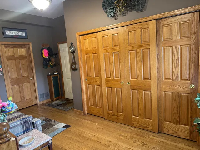 $749,900 | W360S10139 Markham Road, Eagle, WI 53119