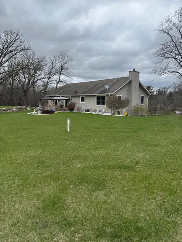 $749,900 | W360S10139 Markham Road, Eagle, WI 53119
