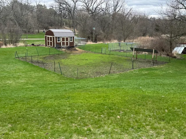 $749,900 | W360S10139 Markham Road, Eagle, WI 53119