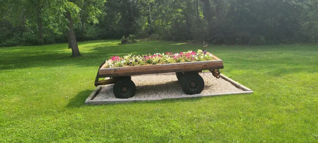 $749,900 | W360S10139 Markham Road, Eagle, WI 53119