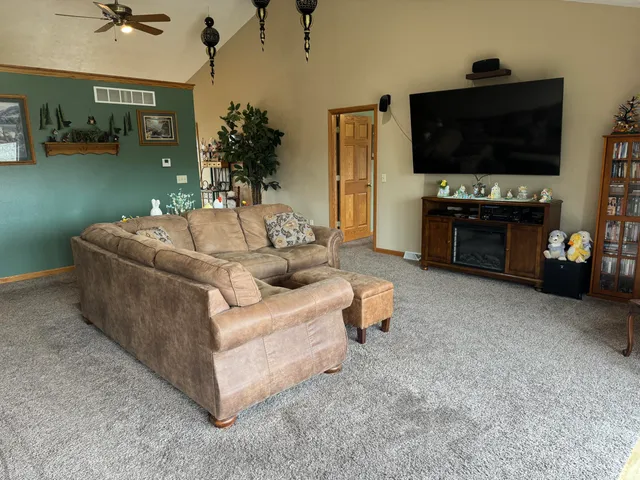 $749,900 | W360S10139 Markham Road, Eagle, WI 53119