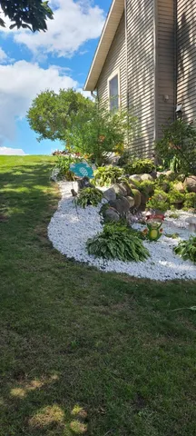 $749,900 | W360S10139 Markham Road, Eagle, WI 53119