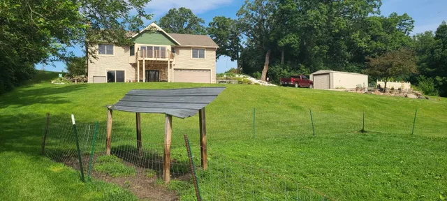 $749,900 | W360S10139 Markham Road, Eagle, WI 53119